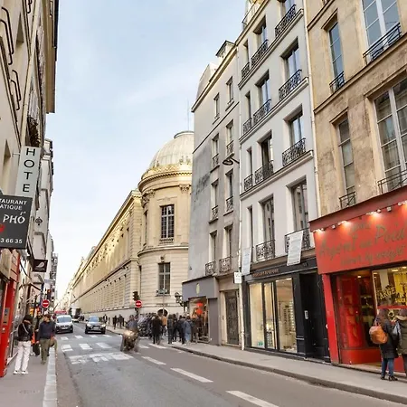 Appartamento Modern 2-bed Apt In With Great Transportation Links Parigi
